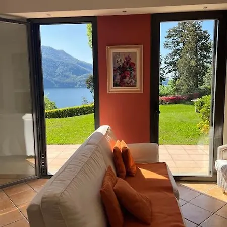 Incantevole Con Vista Lago E Piscina Ghiffa
